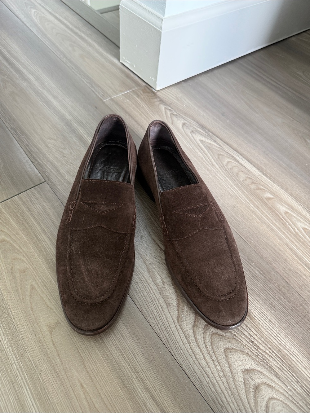 Vella Paris Men’s Brown Suede Penny Loafers Size 10